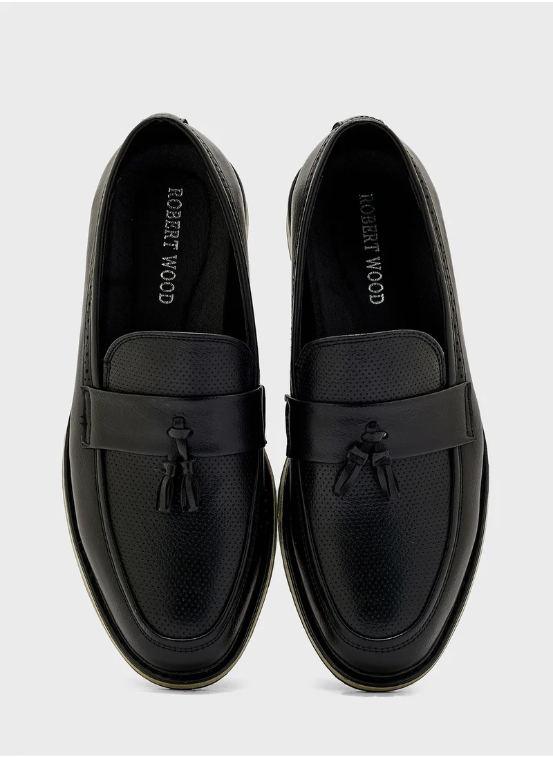 Robert Wood Tassle Details Casual Slip Ons