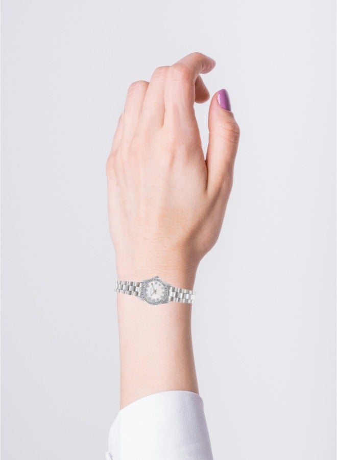 Black Moon Elegant Blackmoon Women's Watch Stylish White Dial Stainless Steel Band Water Resistant Perfect for Casual and Formal Wear - Image 2