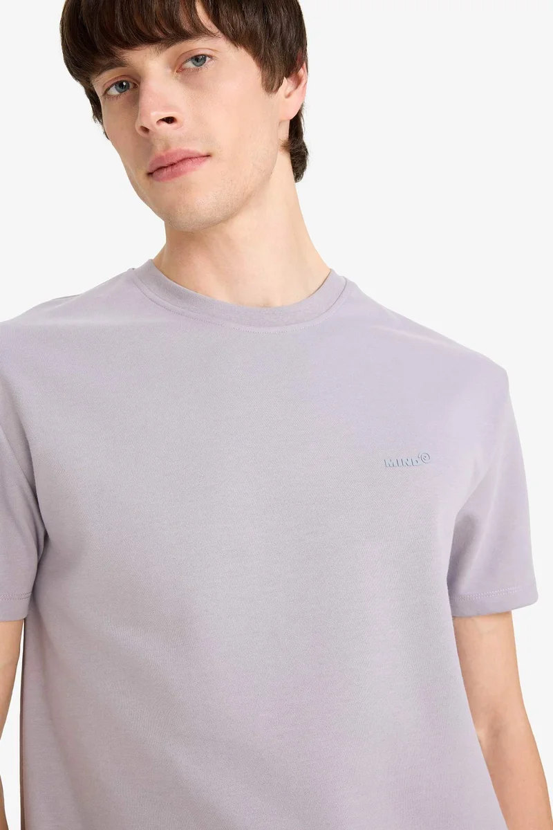 ديفاكتو Regular Fit Crew Neck Printed Short Sleeve T-Shirt