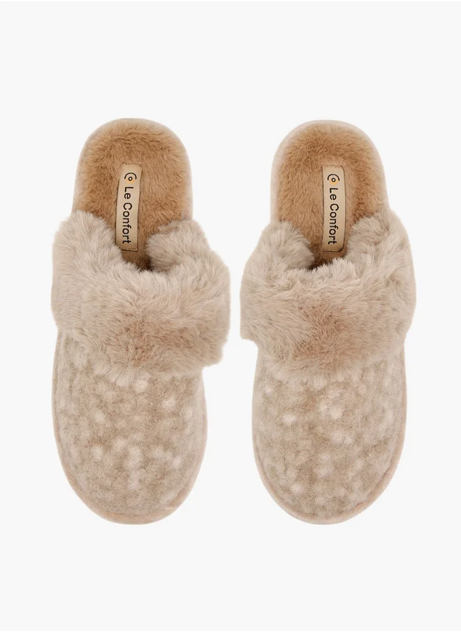 Le Confort Women's Closed Toe Faux Fur Bedroom Slippers