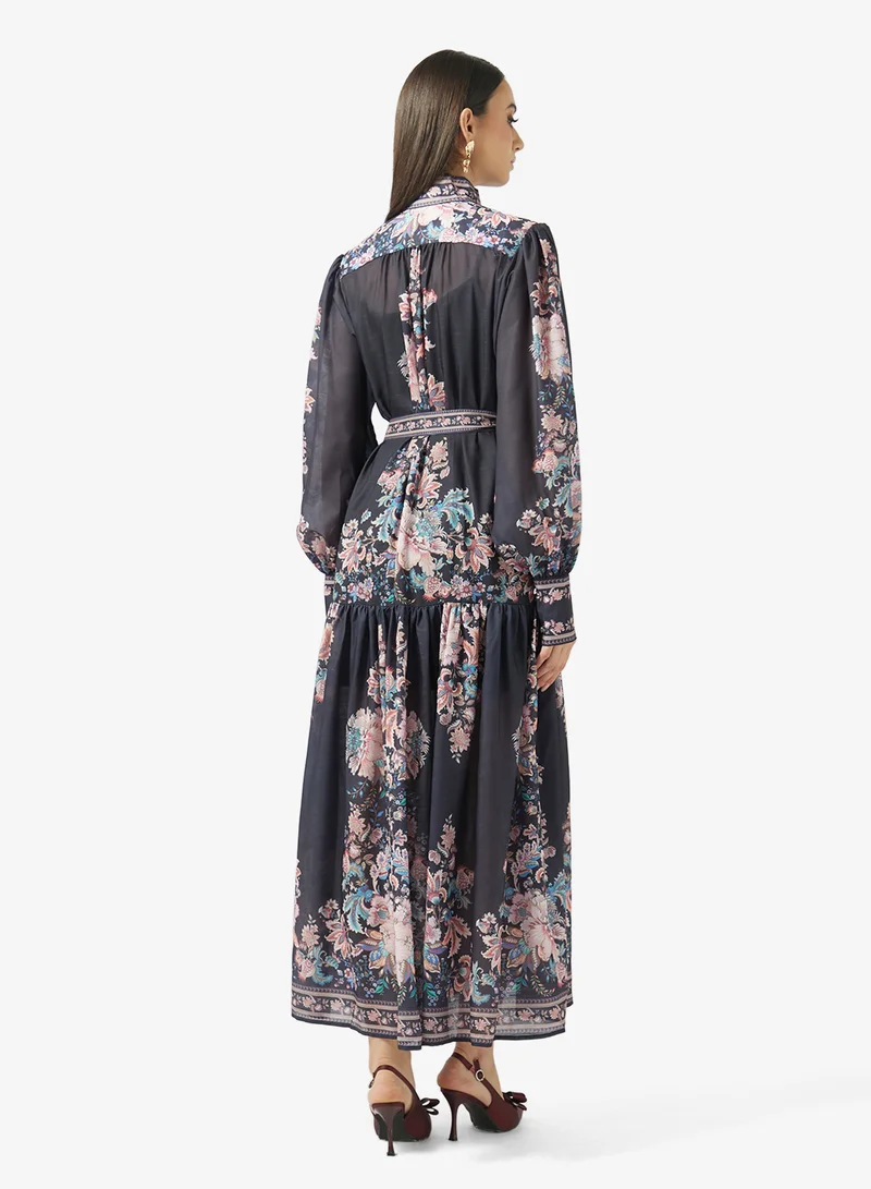 خزانة Abstract Print Dress