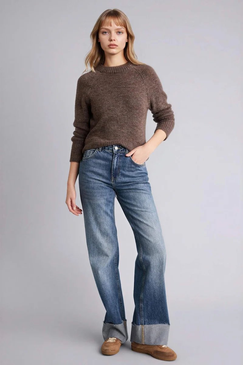 ديفاكتو Regular Fit Crew Neck Pullover