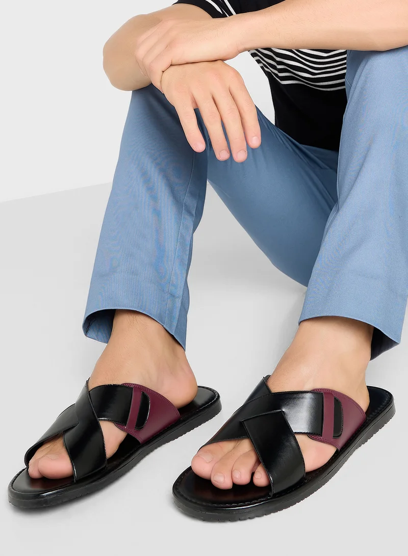 Robert Wood Cross Strap Casual Sandals