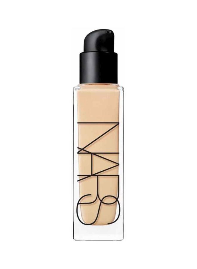 NARS Natural Radiant Longwear Foundation Siberia - Image 3