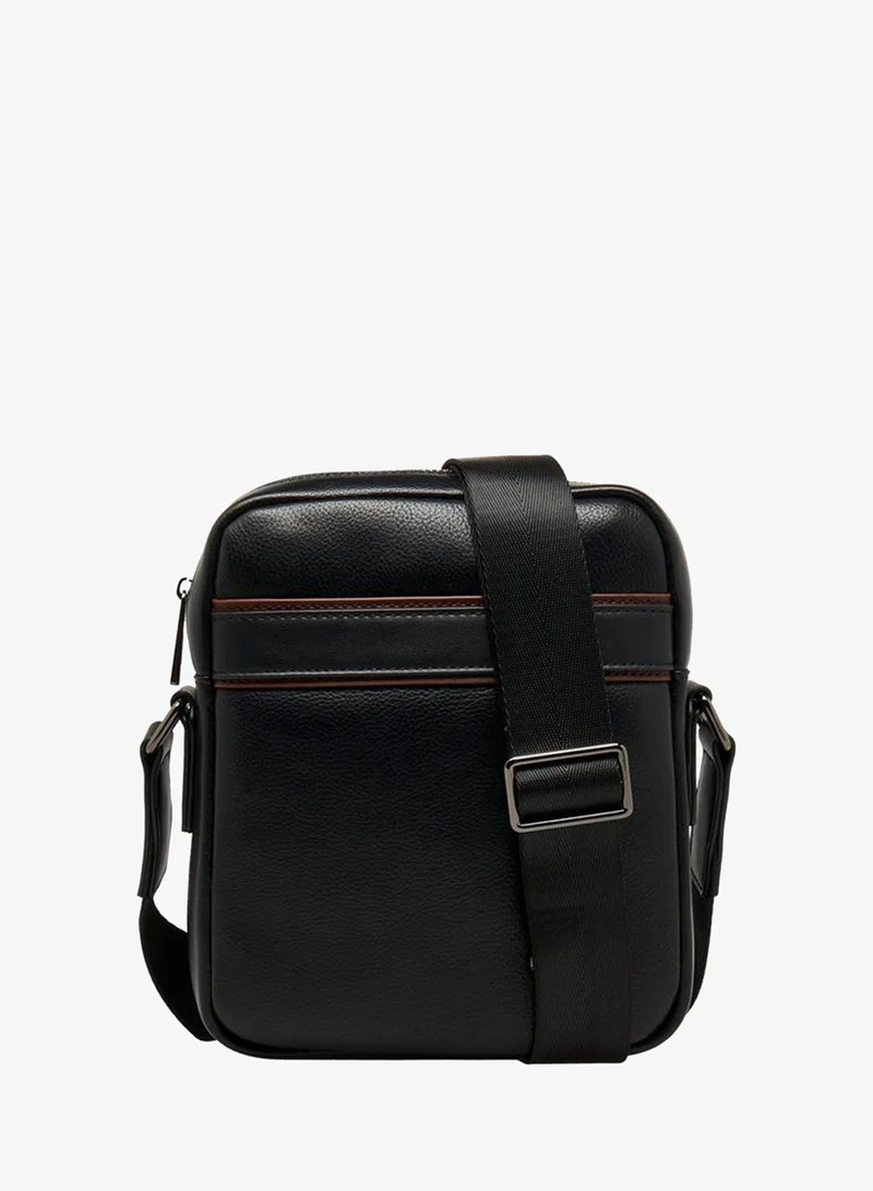 دوتشيني Men Adjustable Strap Crossbody Bag
