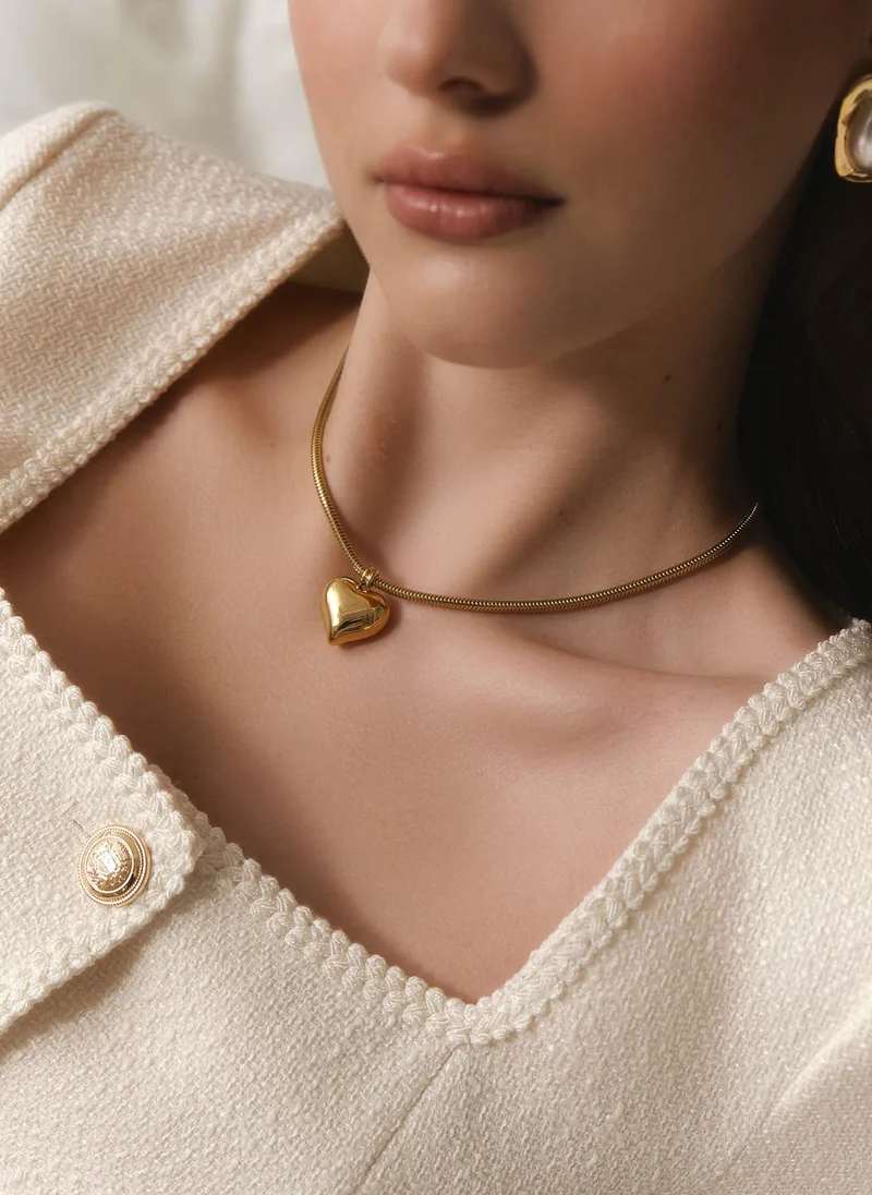Round chain with heart pendant