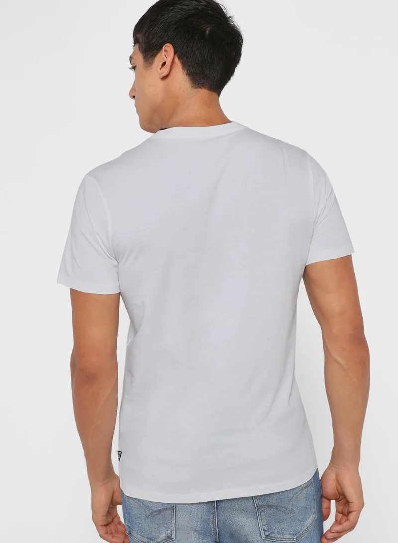 GUESS Logo Crew Neck T-Shirt