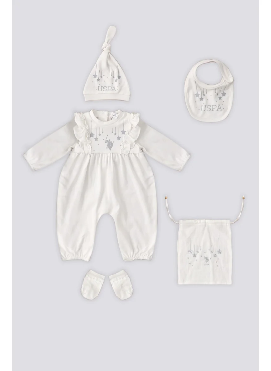 U.S. Polo Assn. BASE. Polo Assn. Base. Polo Assn Cream Star Pattern Baby 5-Piece Hospital Discharge Set