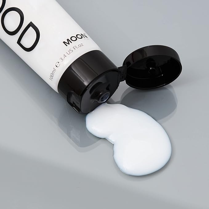 UV Ghost Blood Supersize by Moon Terror 100ml Fake Blood SFX Make up for Halloween Vampire Zombie Theatre Stage Special Effects Make up