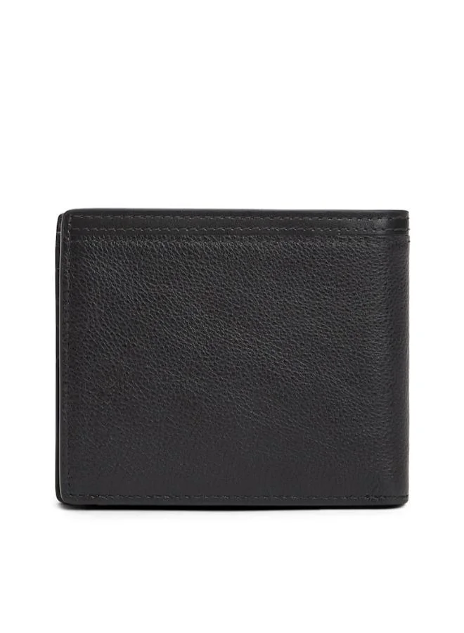 تومي هيلفيغر محفظة جلدية قابلة للطي بشعار الشركة