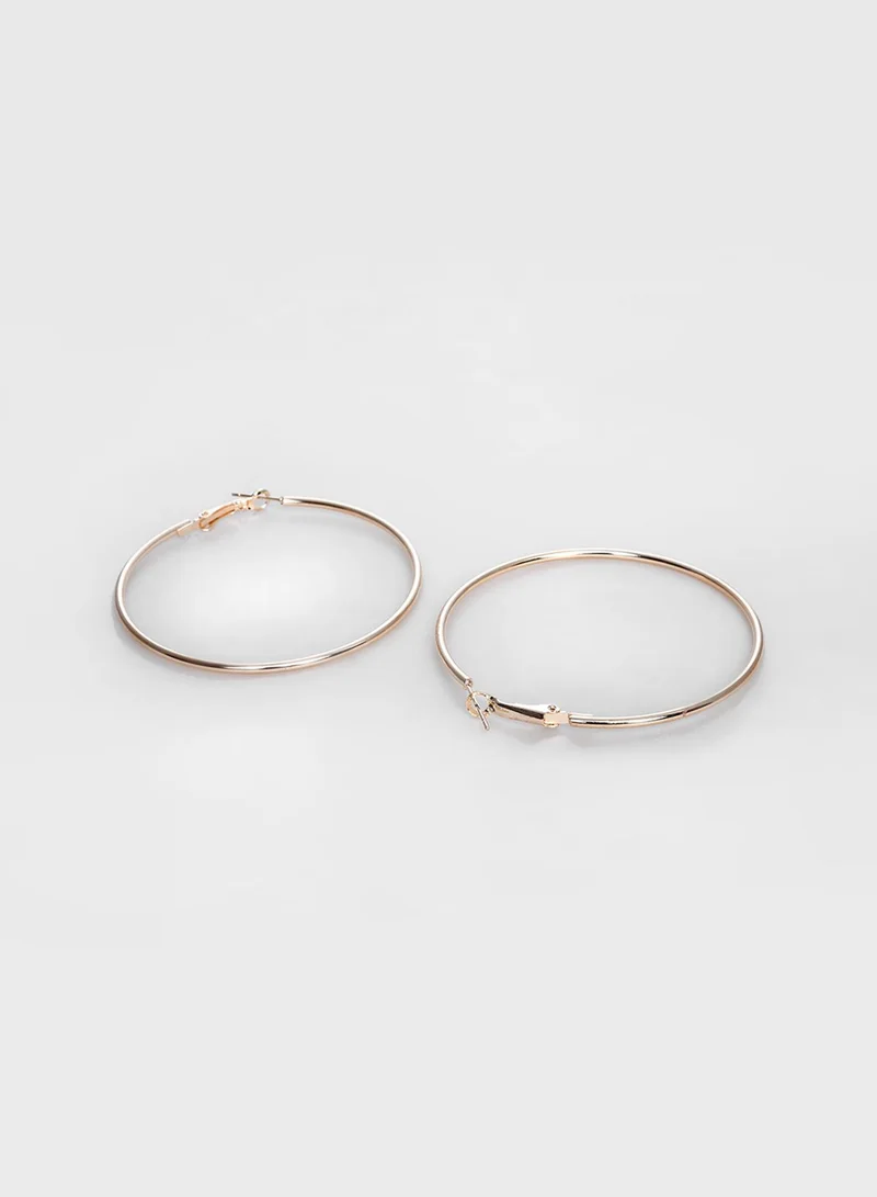 SOHI Contemporary Artificial Hoop Earring Jewellery