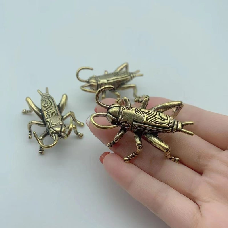 1pc Brass Cricket Decorative Ornament Sculpture - Image 2
