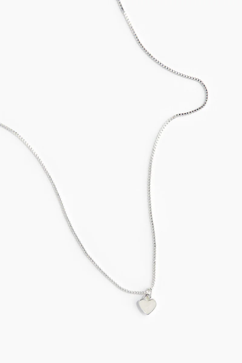 H&M Heart-pendant necklace