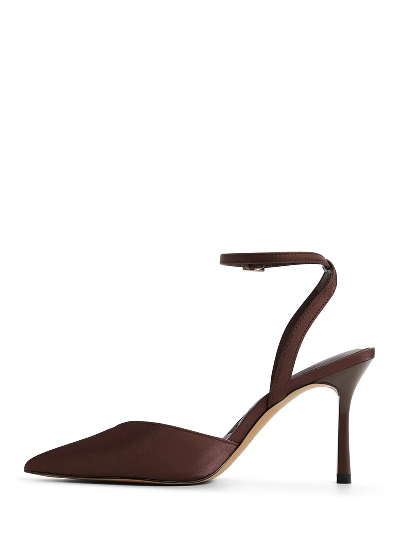 الدو Pointed Toe Pumps