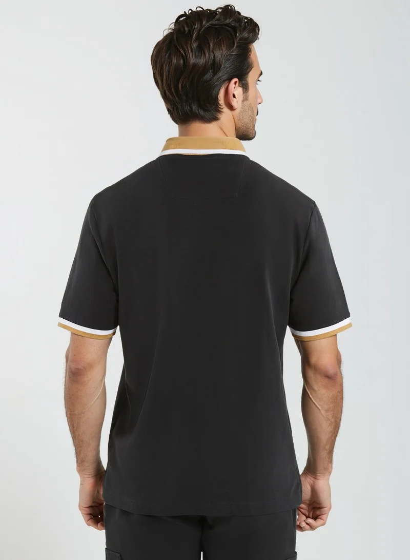 نوتيكا تيشيرت بولو قطن بريميوم بشعار مطبوع بقصة عادية