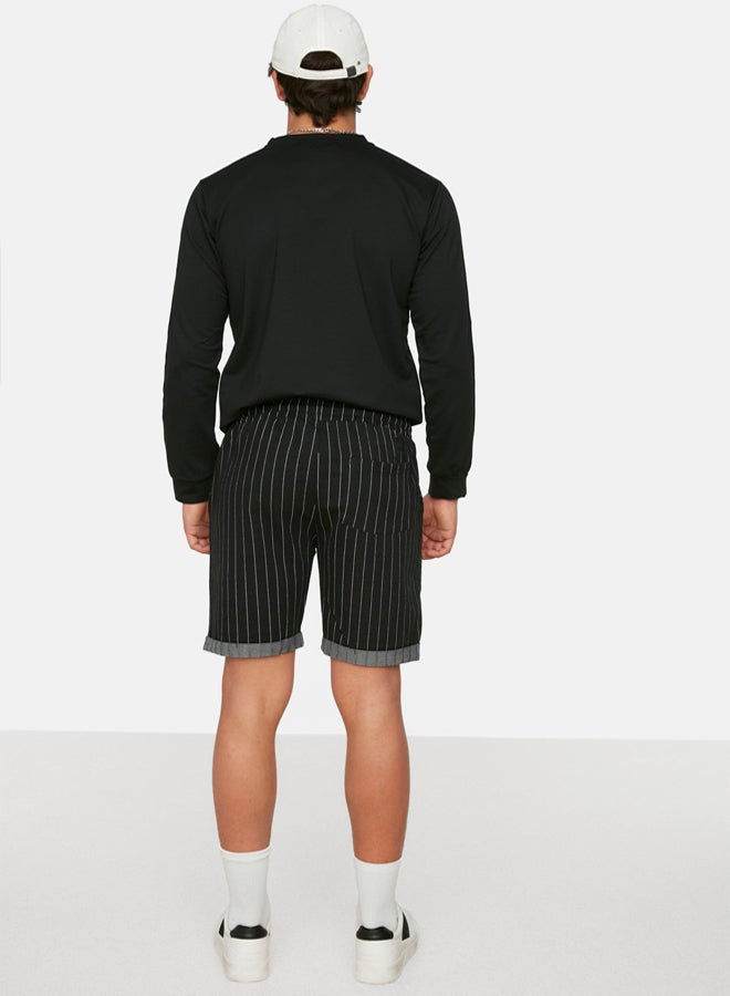trendyol Black Regular Mid-Length/Normal Cut Striped Shorts  - Image 5
