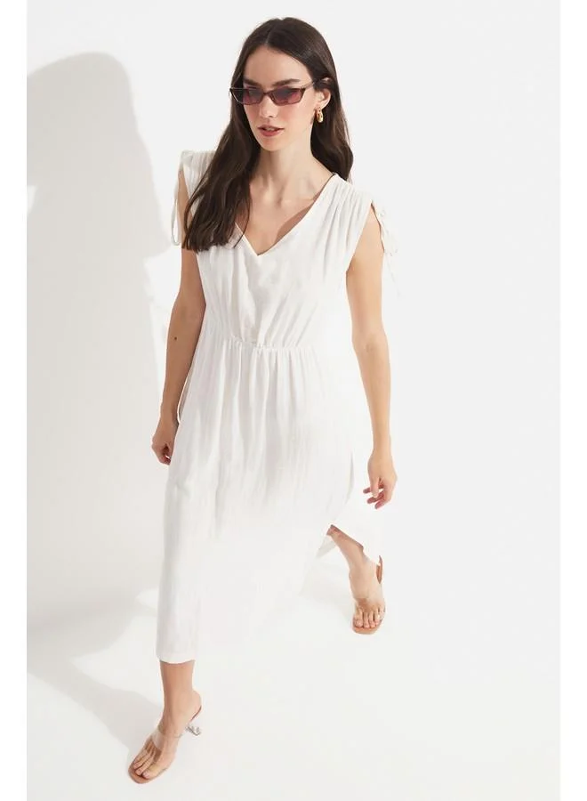 جون June Women Skater 100% Cotton V-Neck Slit Detailed Maxi Dress White