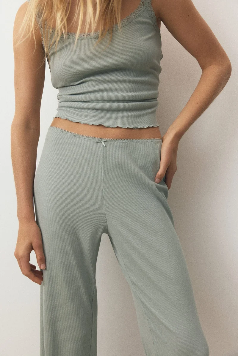 اتش اند ام بيجاما بتصميم مرن