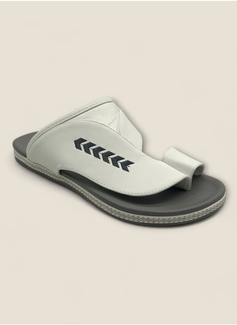 Signature™ Luxury oriental slippers - pzsku/Z0070BB0E08228EB34FACZ/45/_/1738851049/2f7cdd9c-9358-493f-abbc-c7be64adfa16