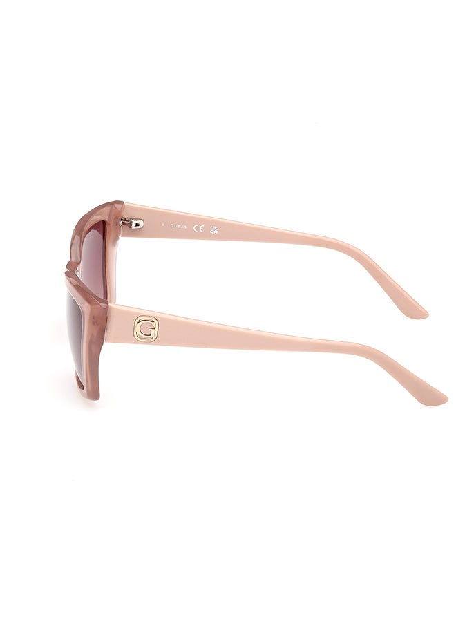 GUESS نظارة شمسية نسائية بتصميم عين القطة مع حماية من الأشعة فوق البنفسجية - GU0009857F55 - مقاس العدسة: 55 مم - Image 2