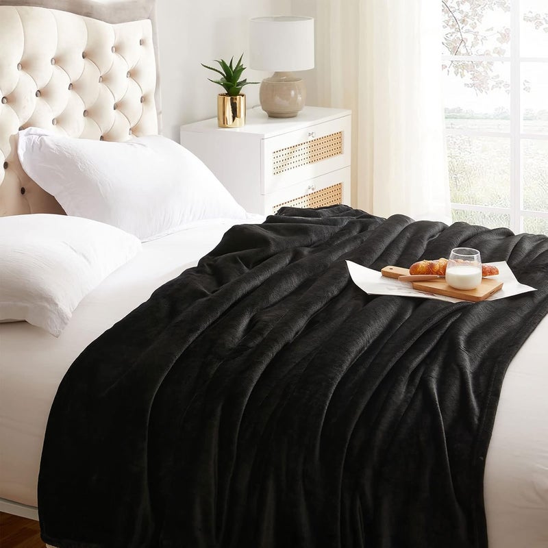KMUSET Super Soft Throw Blanket Premium Silky Flannel Fleece Throw Size Black Microfiber Lightweight Blanket All Season Use - Image 2