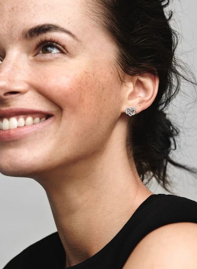 تشوميل أقراط أذن من الفضة الإسترلينية بتصميم قلب لا متناهي لامع للنساء - Image 3