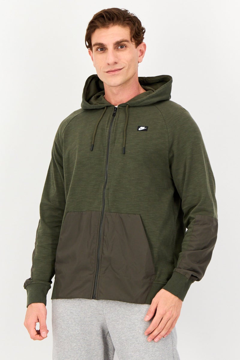 Nike هودي رياضي للرجال بأكمام طويلة مناسب في الهواء الطلق، زيتوني داكن - Image 1