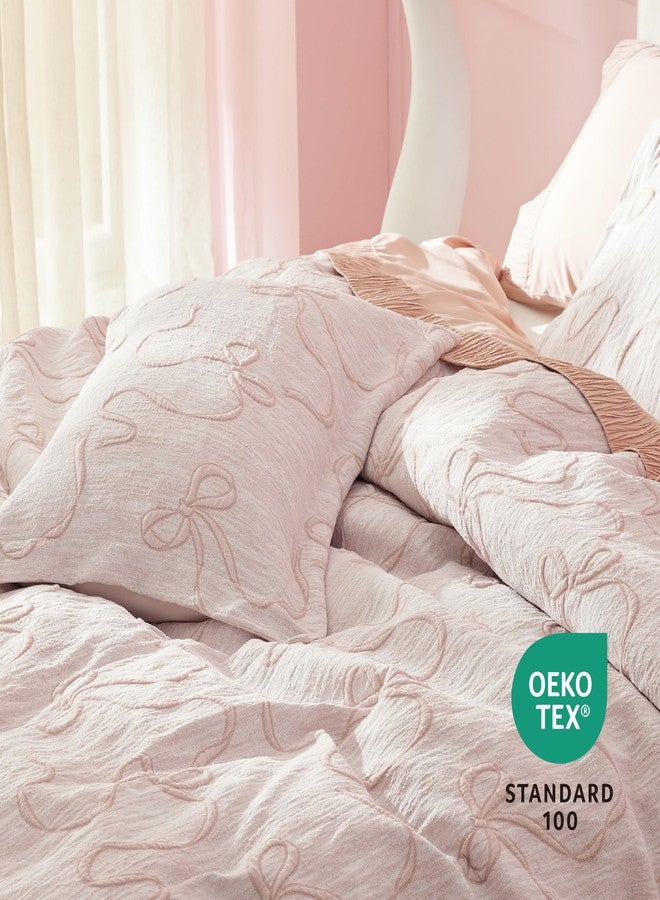 بيد شور طقم غطاء لحاف Bedsure وردي اللون، مقاس كينج، بتصميم جاكار مزين بفيونكة، طقم مفروشات بوهيمي ناعم وأنيق، مصنوع بحرفية فاخرة لغرفة نوم أنيقة، يتضمن غطاء لحاف واحد بمقاس 104 بوصة × 90 بوصة و2 غطاء وسادة. - Image 2