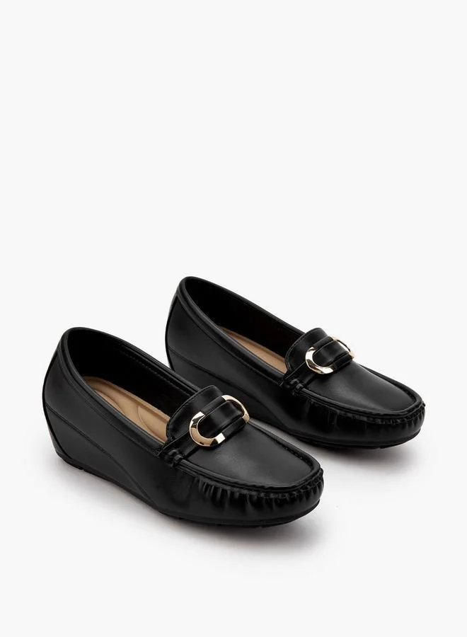 لو كونفورت Loafer With Mettalic Trim