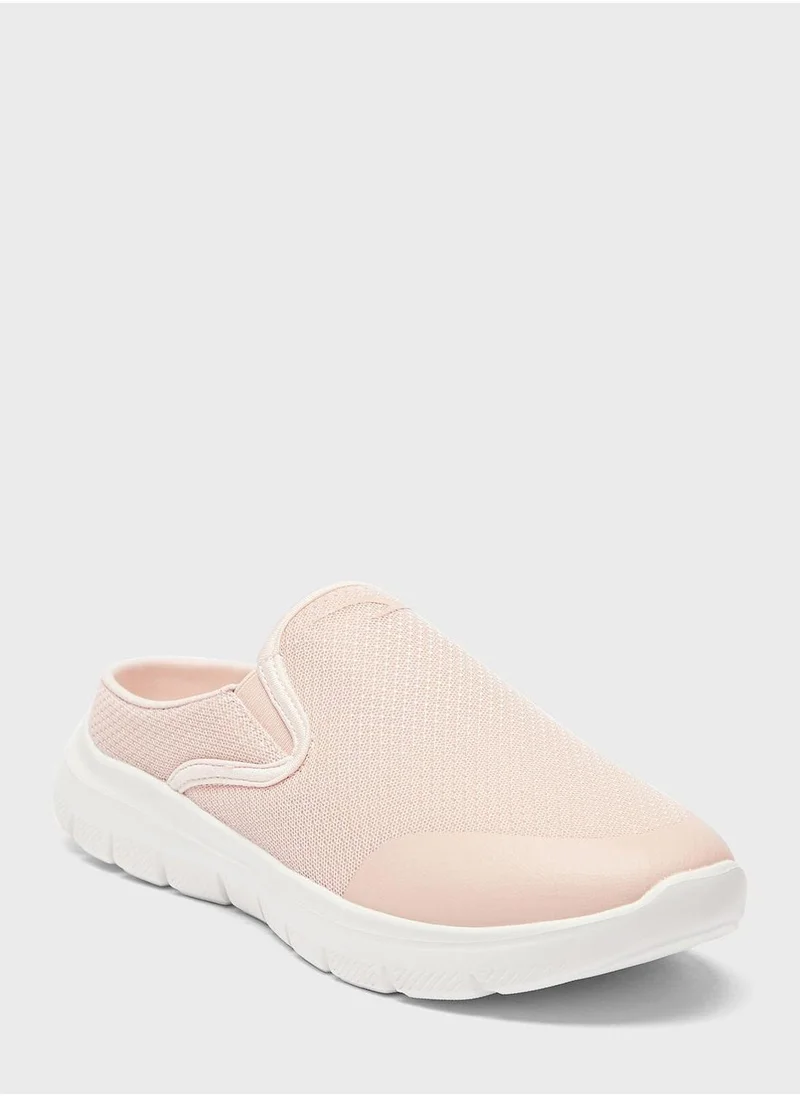 Dash Close Toe Flat Slip Ons