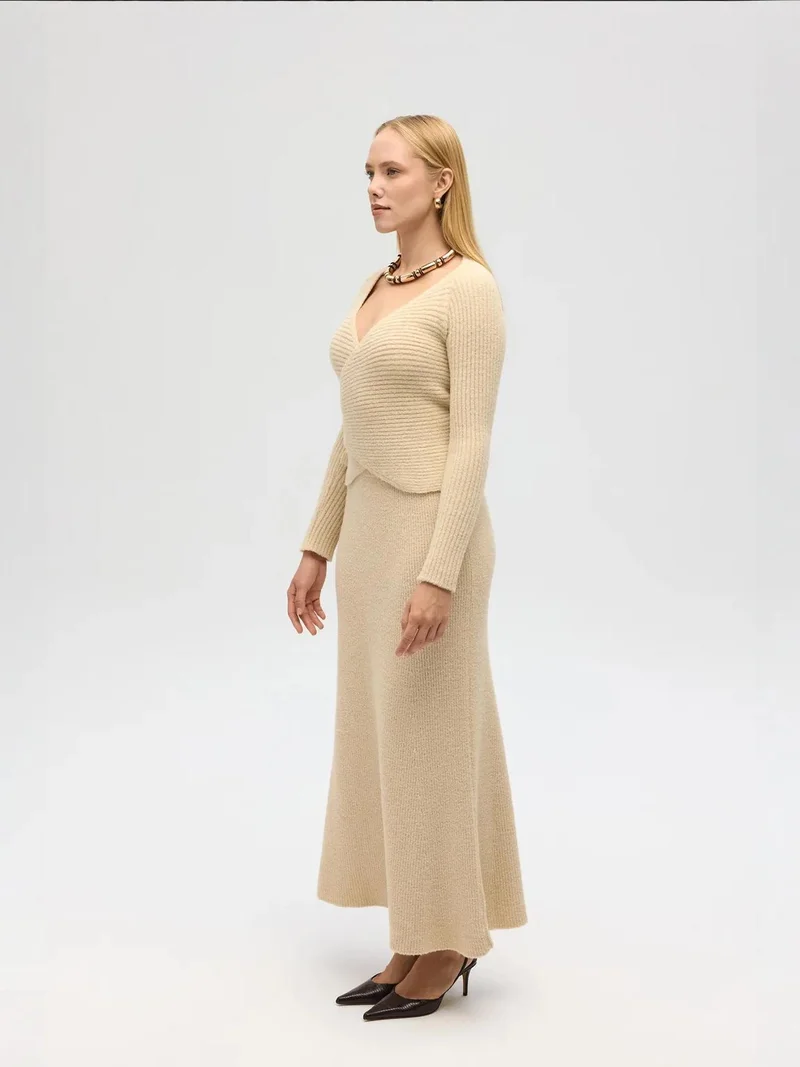 Mai Collection MAI STUDIOS Fluff Tie Up Top-Skirt Set