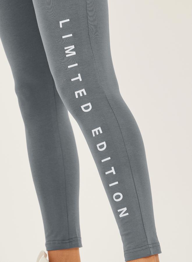 Styli Slogan Print Ankle Length Leggings  - Image 3