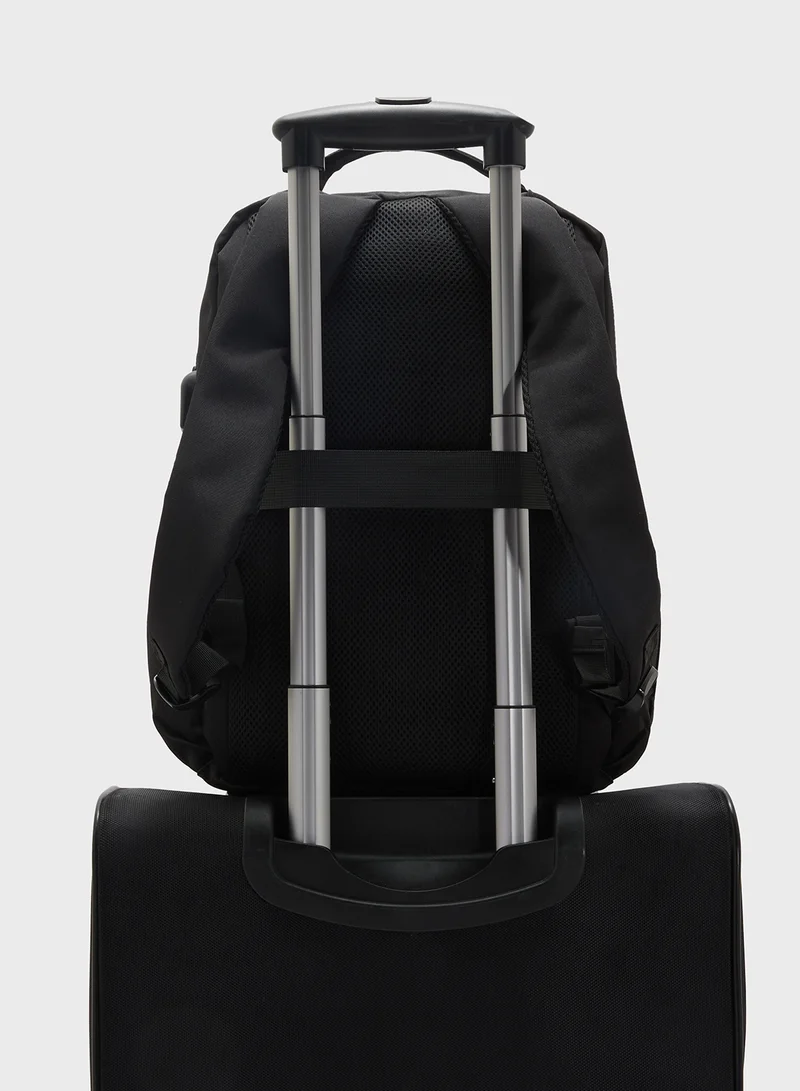 Robert Wood Padded Back Support Casual Backpack With Usb Port