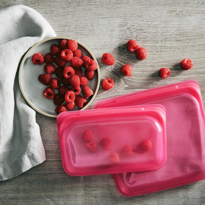 Stasher Silicone Reusable Food Storage Bags, 2-Pack, Reusable Freezer Bags, Microwave, Dishwasher, Oven Safe, Sous Vide, Premium Lunch Containers, Eco Friendly, Food-safe Silicone Snack Bag, Clear - Image 3