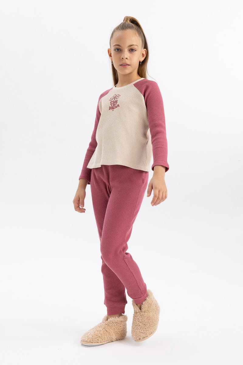 DeFacto Girl 2 piece Regular Fit Knitted Pyjamas  - Image 3
