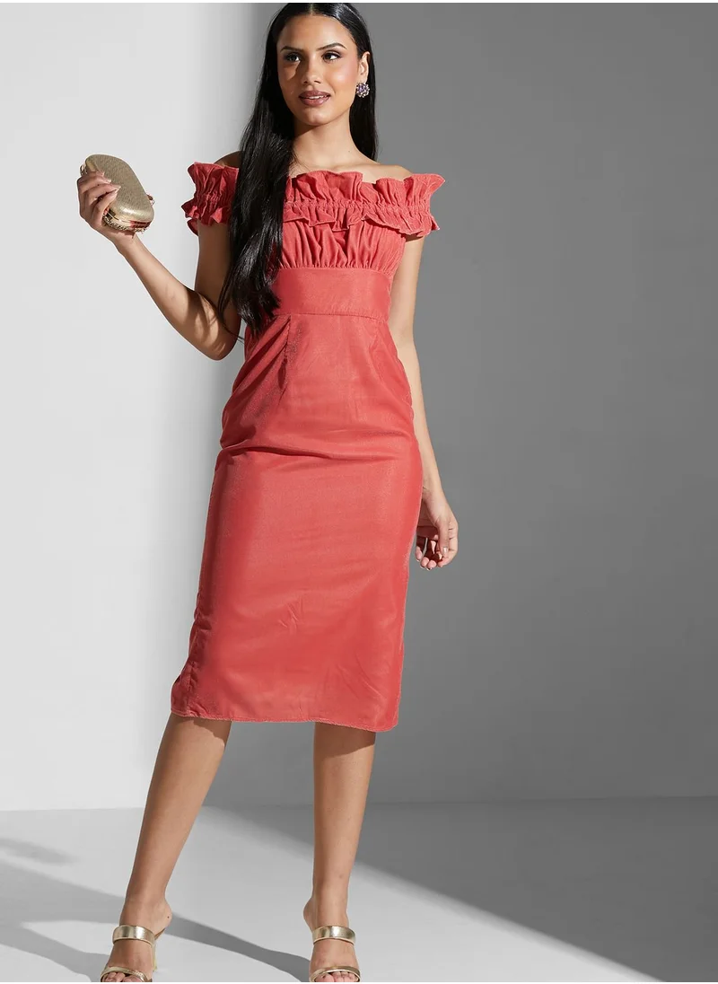 Hope & Ivy Bardot Ruffle Detail Dress