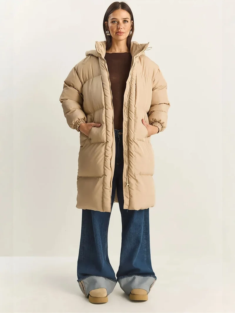 Bianco Lucci LUCCI Hooded Long Sleeve Puffer Jacket with Pockets