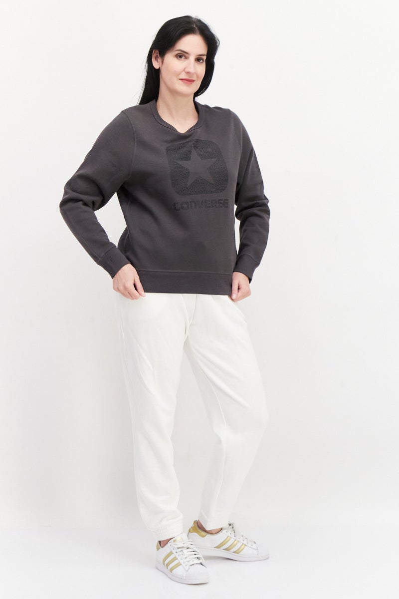 CONVERSE سويت شيرت رياضي للنساء، رمادي داكن - Image 4