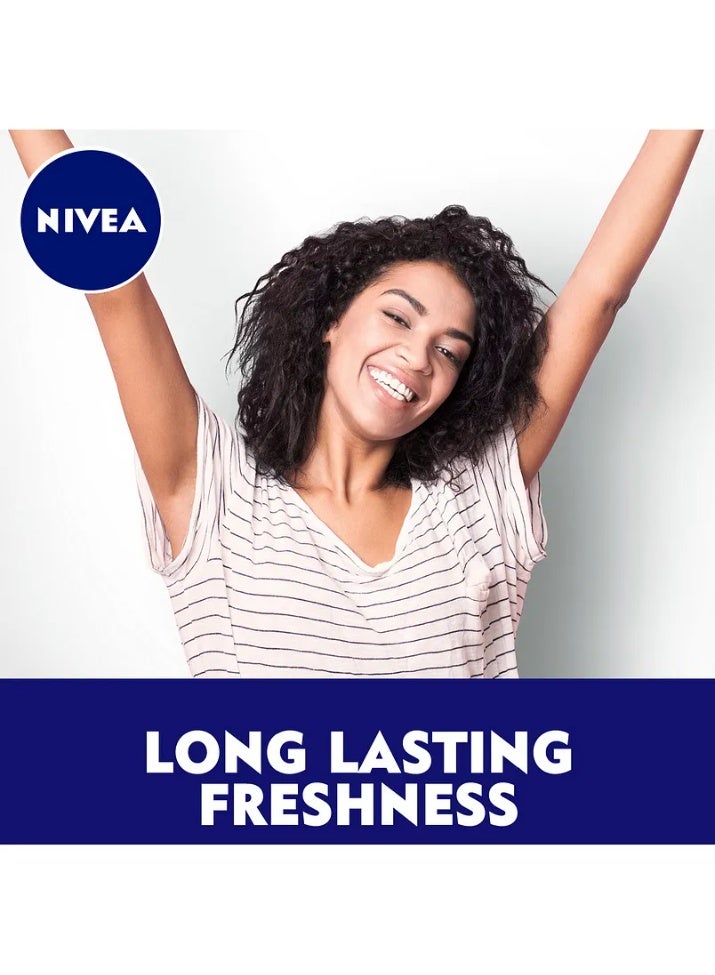 نيفيا رول أون بلاك آند وايت سيلكي سموث للسيدات، 50 مل - Image 2