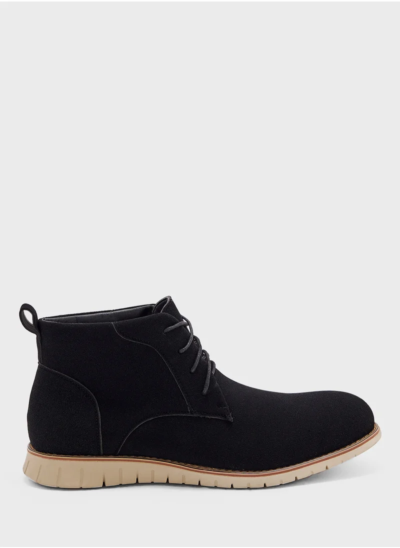 روبرت وود Suede Chukka Boots