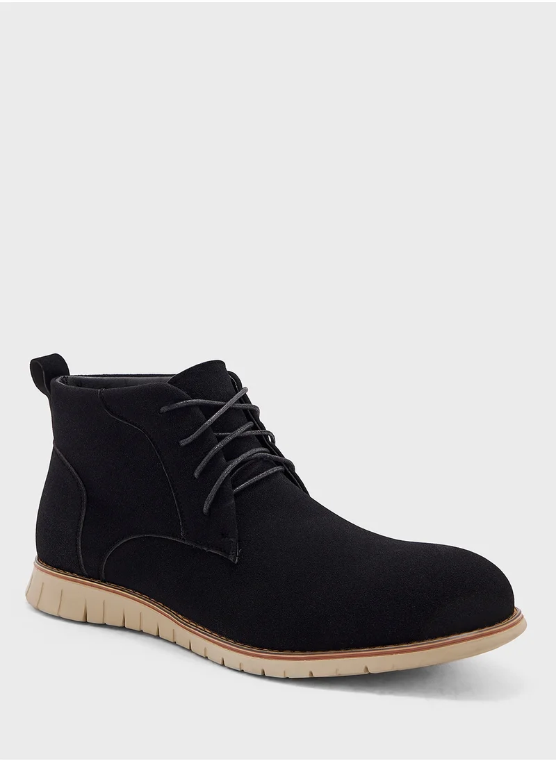 روبرت وود Suede Chukka Boots