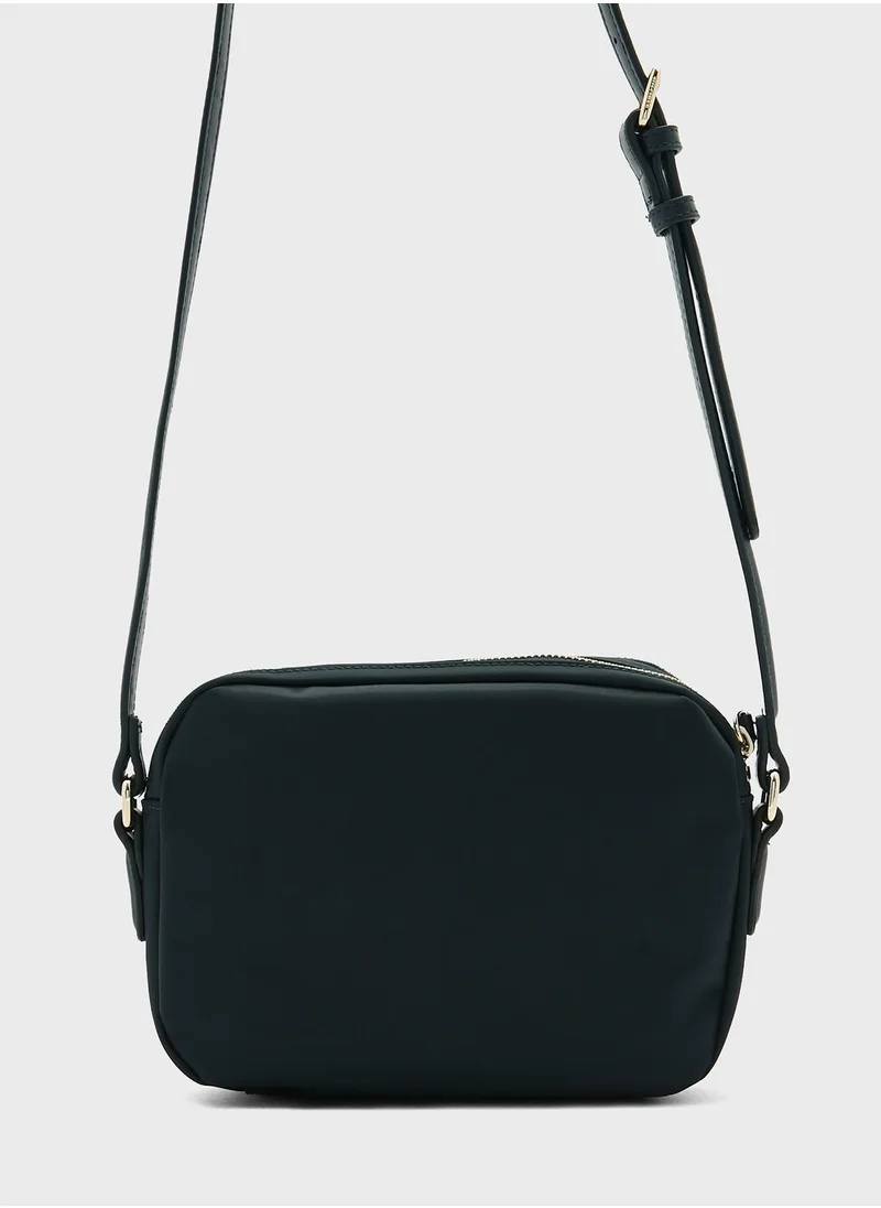 TOMMY HILFIGER Narrow Strap Crossbody