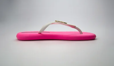 Voices Boat Women'S Flip Flops With Matching Brand Design Strap - Pink/White