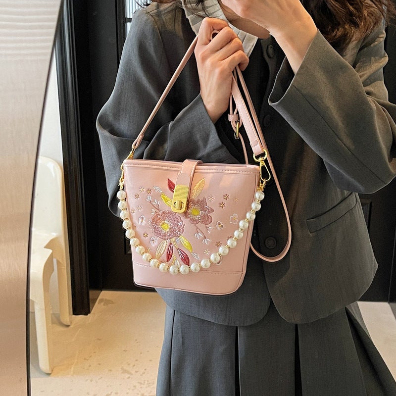 Guofeng Embroidery Hand Carrying Bucket Bag Women'S Fashion Trendy Shoulder Bag New Chinese-Style Portable Crossbody Bag - Image 4
