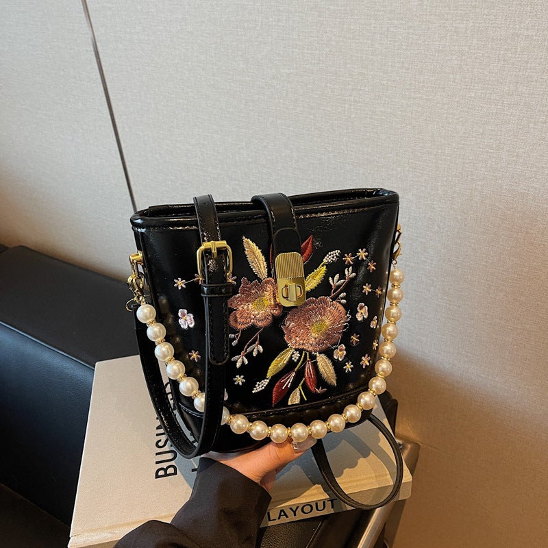 Guofeng Embroidery Hand Carrying Bucket Bag Women'S Fashion Trendy Shoulder Bag New Chinese-Style Portable Crossbody Bag - Image 3