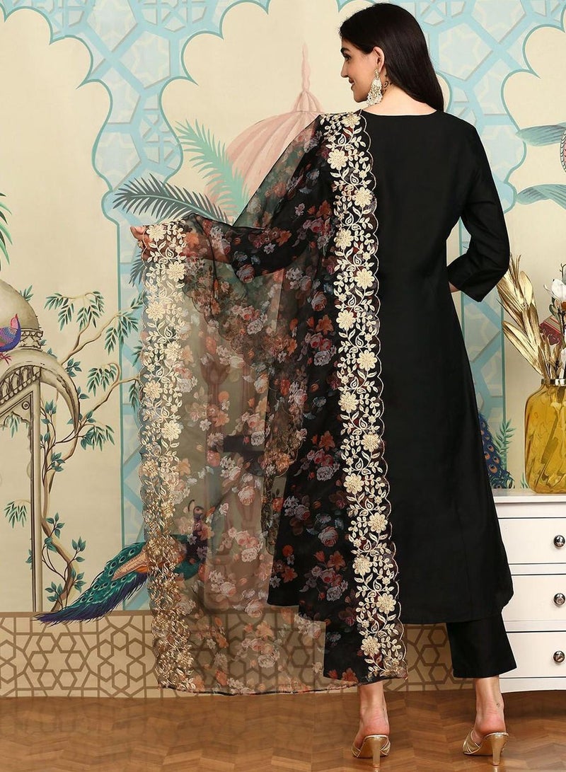 ISHIN Women Black Kurta Set with Duppatta - Image 5