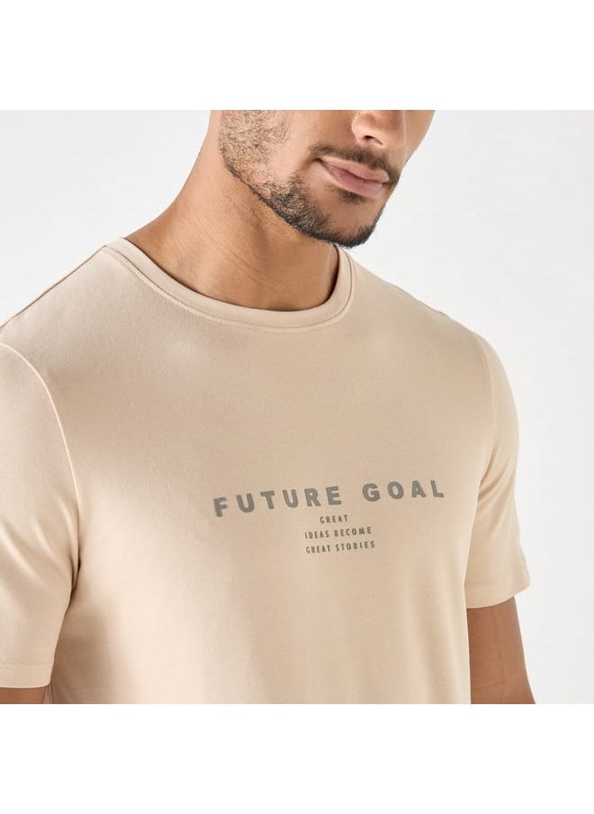 Iconic Slogan Print T-shirt with Short Sleeves and Crew Neck  - Image 4