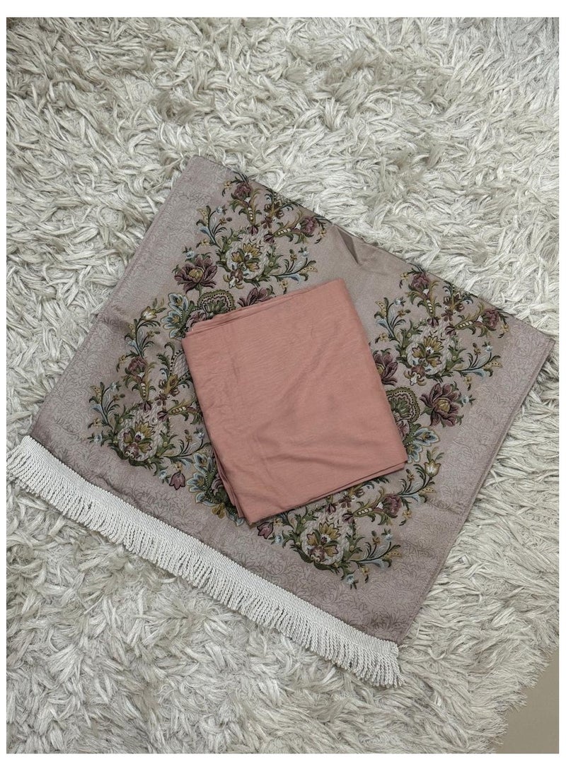 Embroidered jacquard prayer rug with Jalal open prayer sheet - Image 2