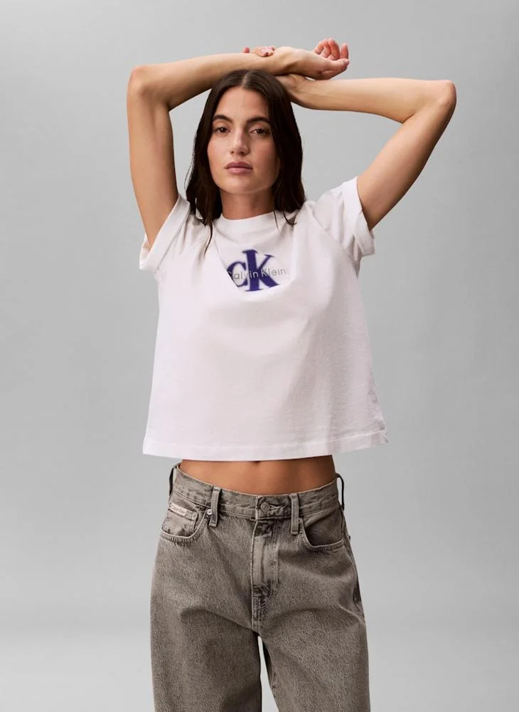 Casual Boxy Seasonal Monologo Graphi