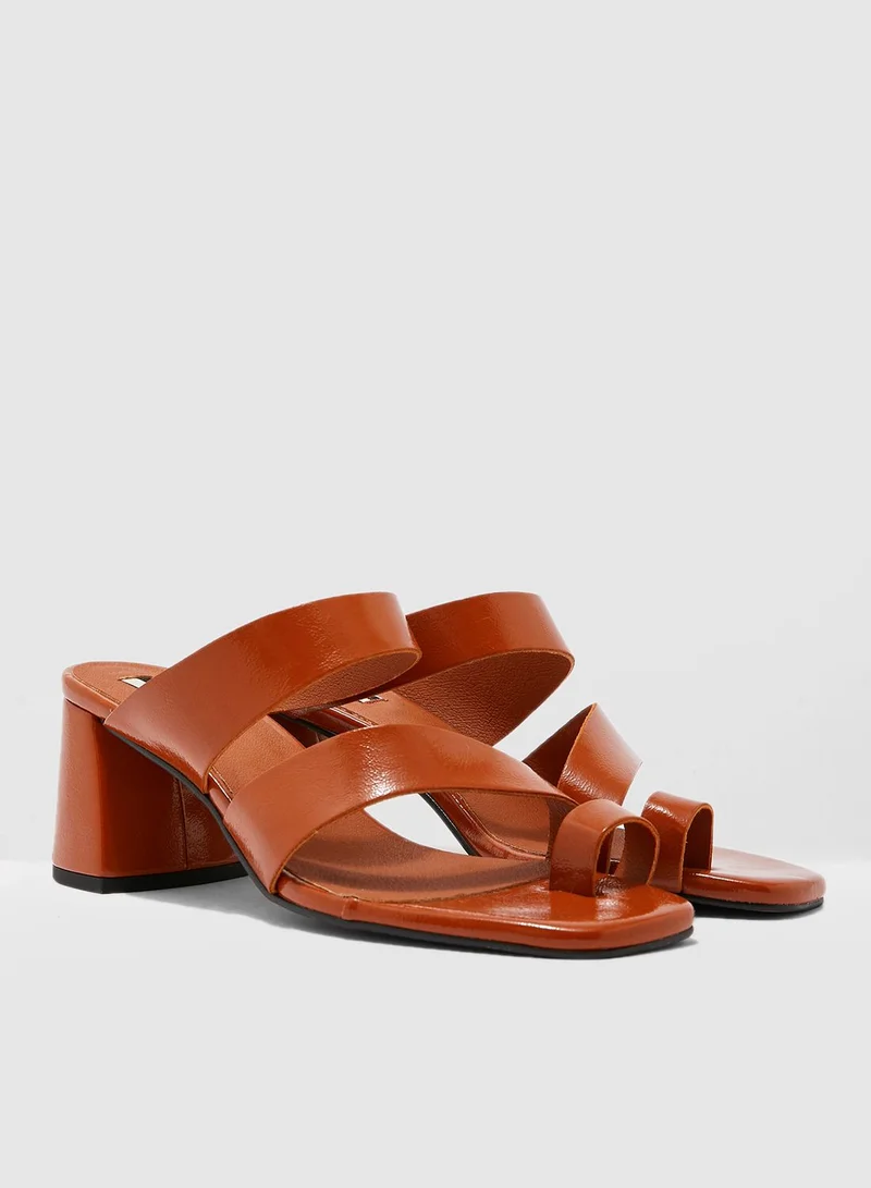 TOPSHOP Reya Vegan High Toe Loop Heel Sandal - Brown